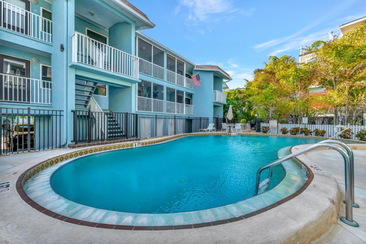 Coastal Cheer Apartment เบรเดนทันบีช ภายนอก รูปภาพ